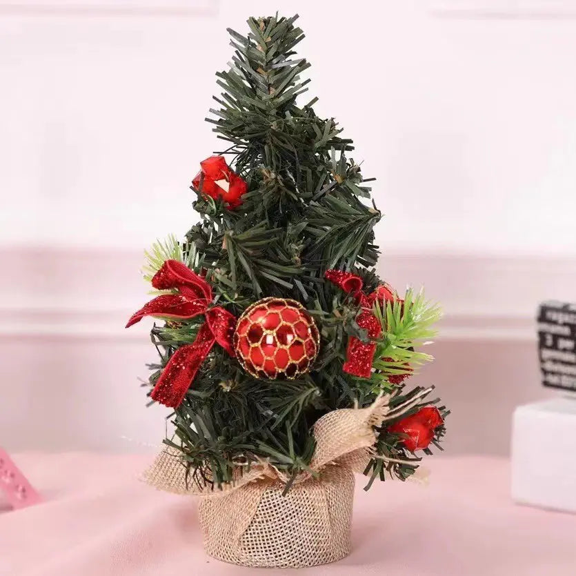 20cm Mini Christmas Decoration Tree for Events